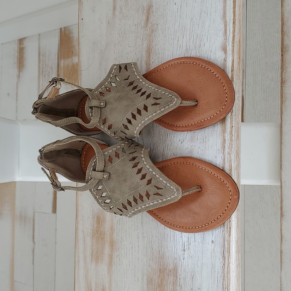 Report Shoes - Report Sandals